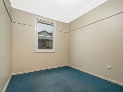 7 Koonawarra Street, Villawood