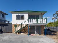 9 Benz Street, Logan Central