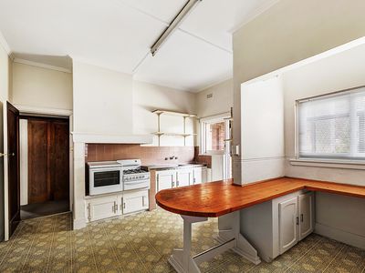 114 Summerhill Road, Glen Iris