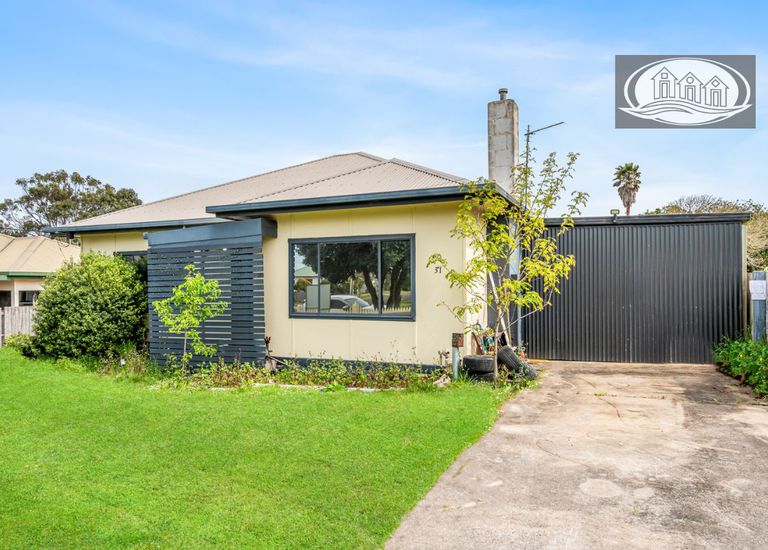 31 Bade Avenue, Portland