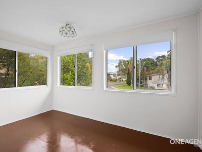 1 Willow Street, Woodridge