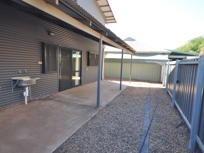 18D Somerset Crescent, South Hedland