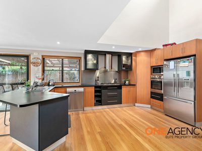 11 Tarra Crescent, Oak Flats