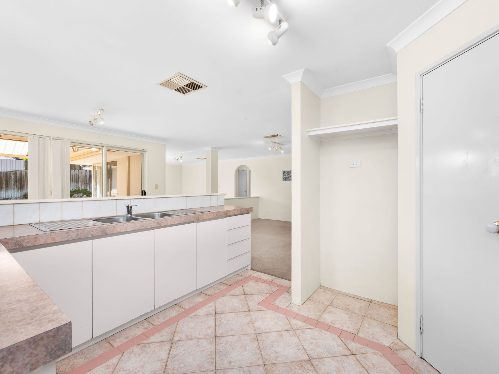 74 Christchurch Terrace, Currambine