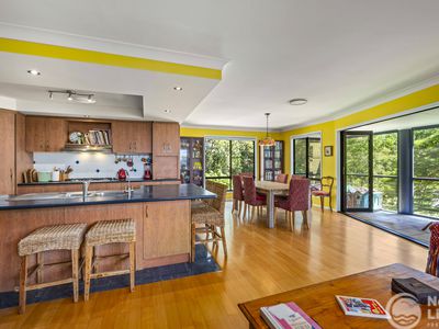 18 Flinders Way, Ocean Shores