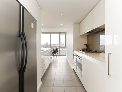 903 / 30 The Circus, Burswood