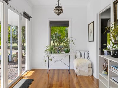 12 Warncoort Cemetery Road, Warncoort