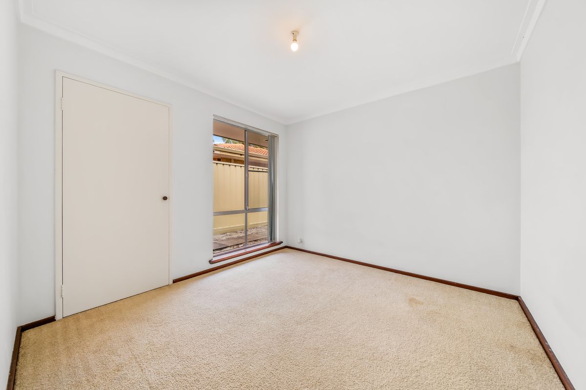 32 Narcissus Ave, Parkwood