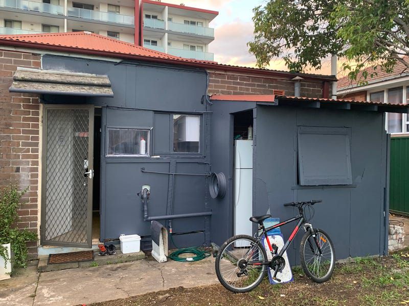 98 Merrylands Road, Merrylands