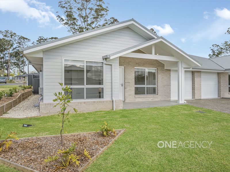 1B Corymbia Loop, Wauchope