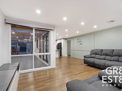 12 Jacinta Drive, Cranbourne West