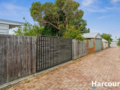 7 Caddy Avenue, West Leederville