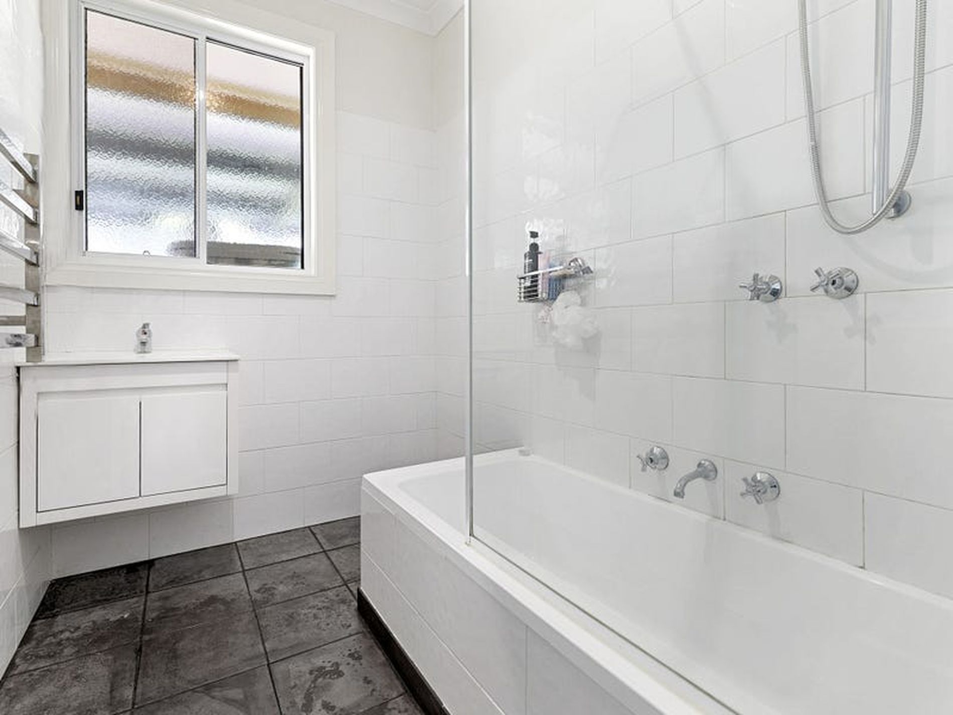 75 Chisholm Cres, Seymour