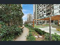 unit 1310 / 33 Rose Lane, Melbourne