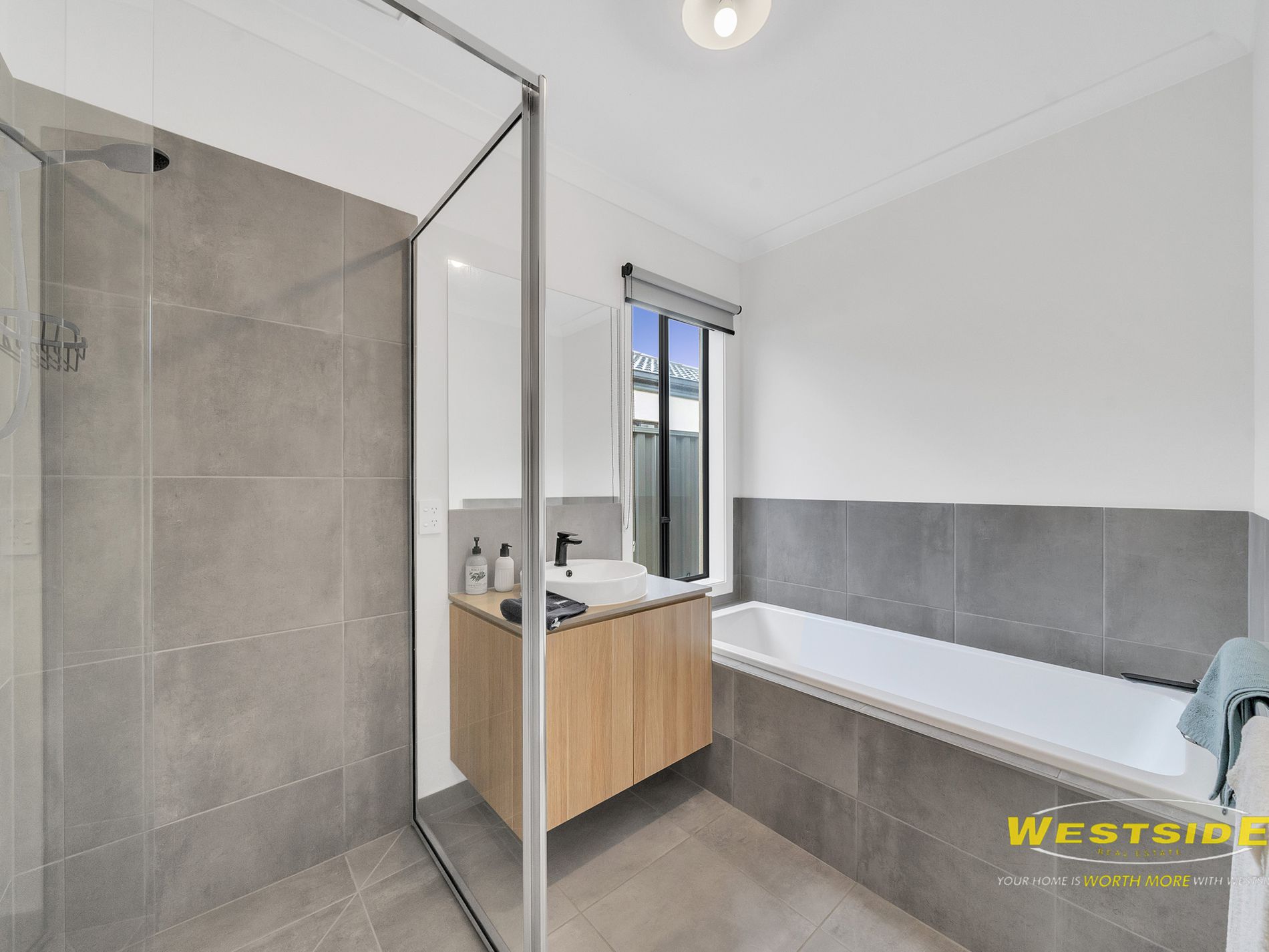 42 Westbury Avenue, Rockbank