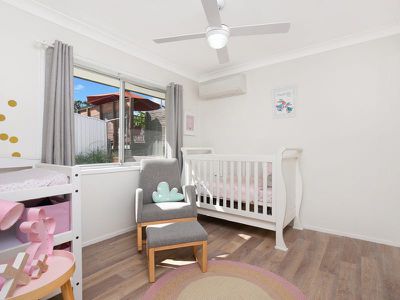 12 Landsborough Street, Rochedale South