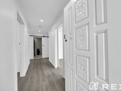 2 / 16-18 Heywood Crescent, Cranbourne North