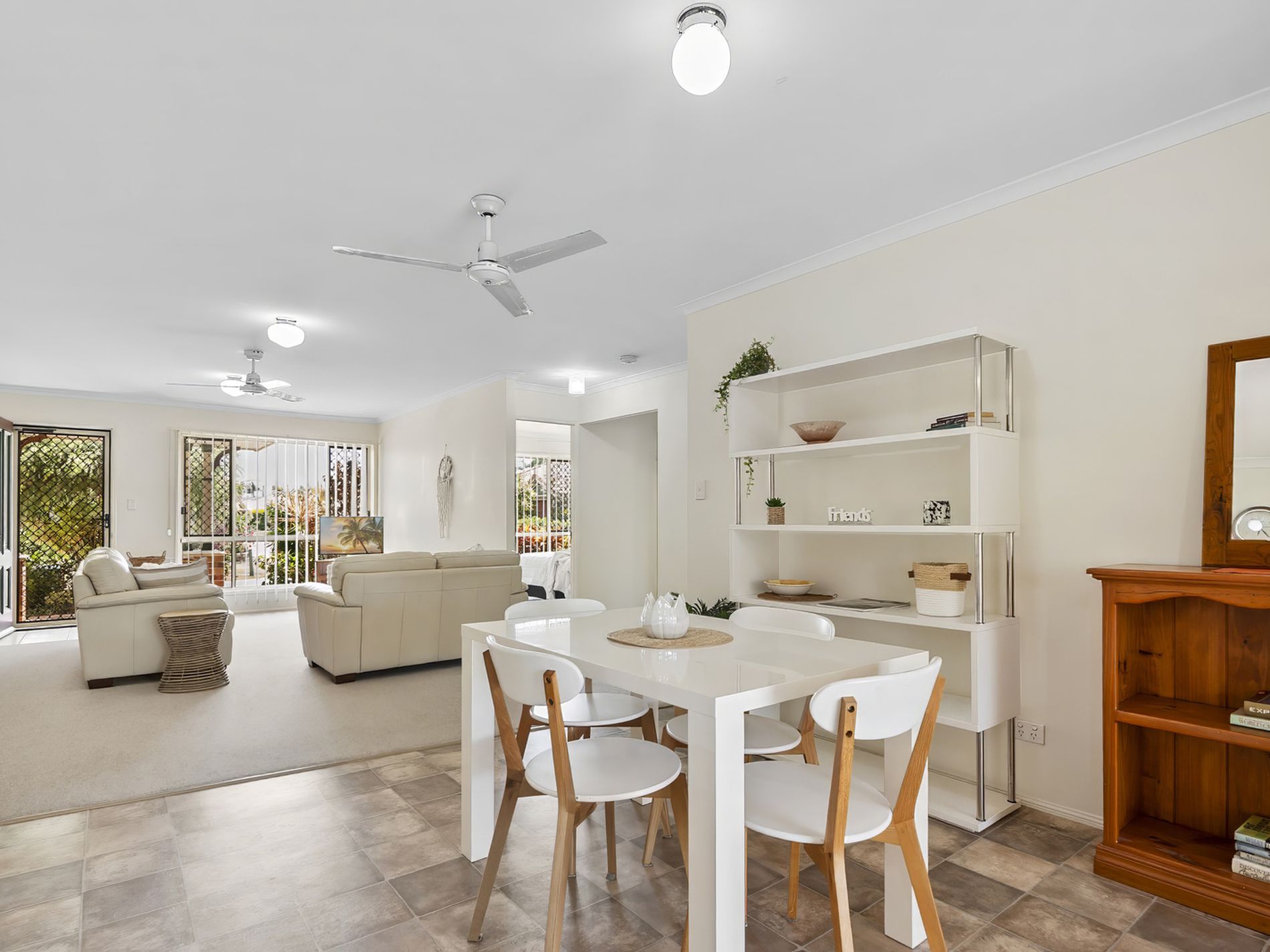 30 / 2 North Street, Golden Beach