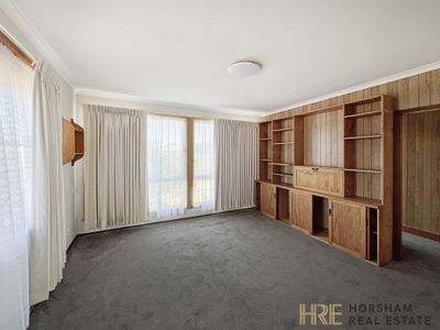 4 Bleakley Street, Horsham