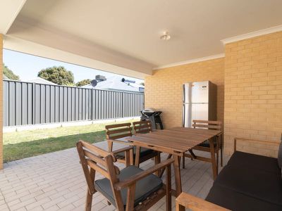 34 Bristlebird Approach , Baldivis
