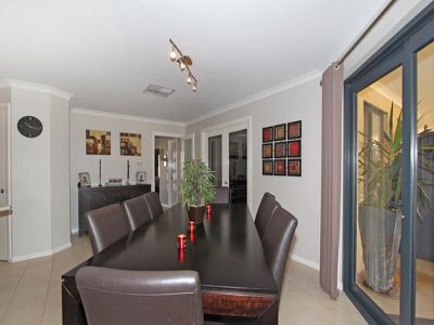 16 Vitali Crescent, Somerville