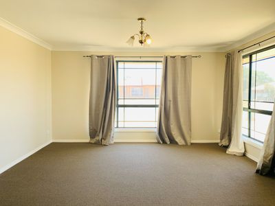 30B Kingfisher Street, Dubbo