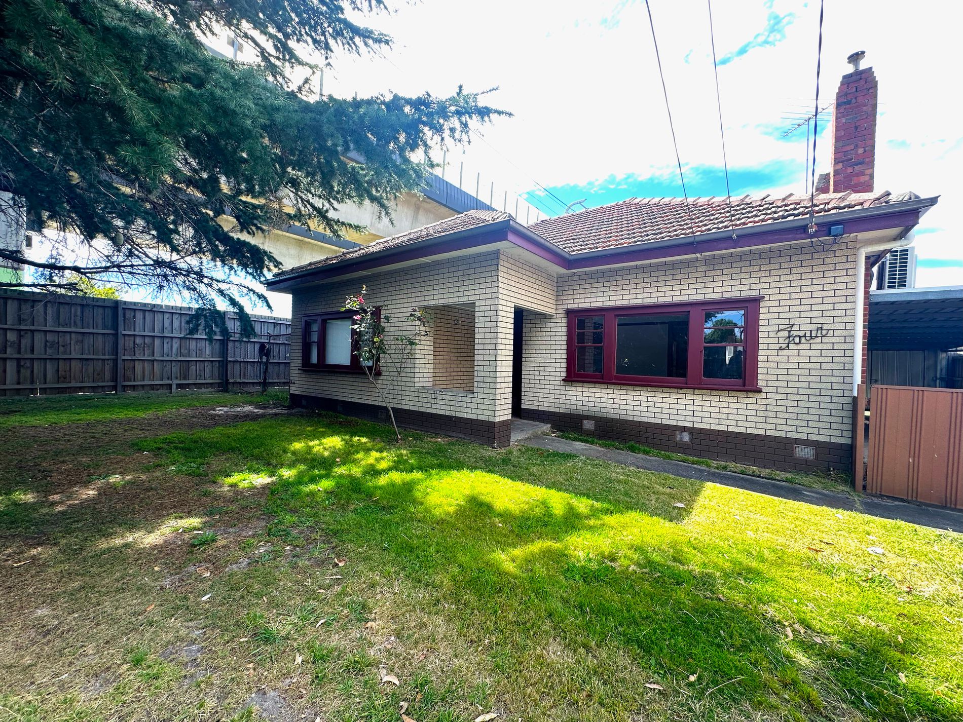 4 Cosy Gum Road, Carnegie