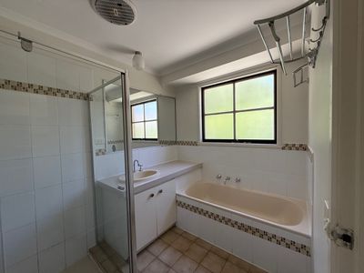 12 Dennison Avenue, Hoppers Crossing