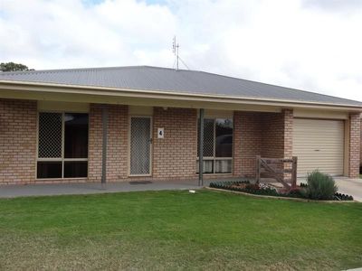 4 / 29 James Street, Kingaroy