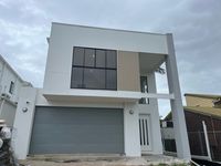 room 2 / 519 Warrigal Road, Eight Mile Plains