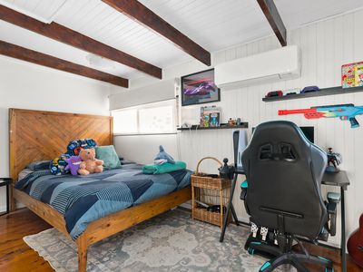 16 Allison Avenue, Nowra