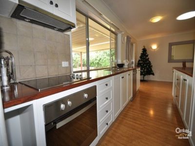 33 Hazelwood Drive, Dubbo