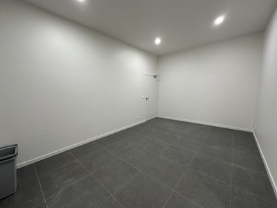 2 / 26 Robbins Circuit, Williamstown North