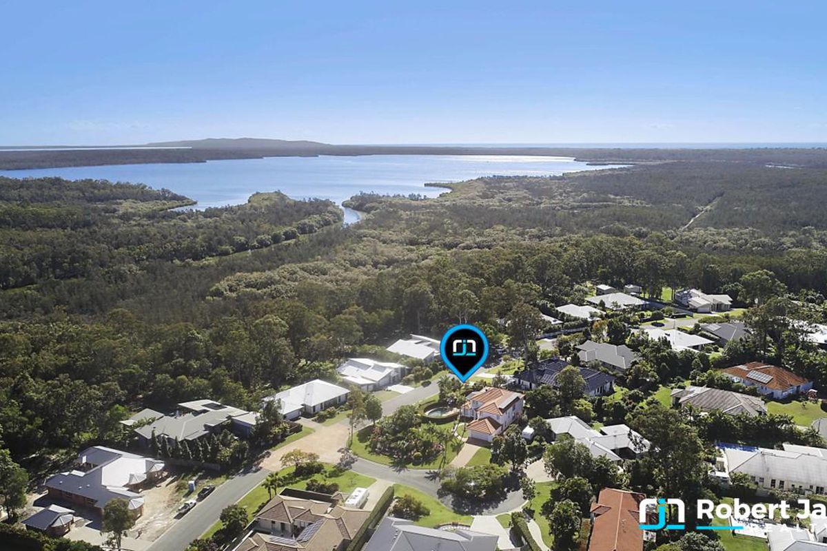 1 Wirra Place, Tewantin