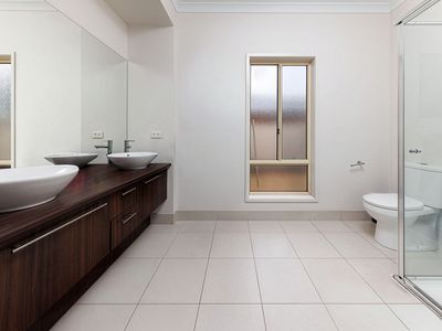 5 SEXTON PLACE, Wodonga