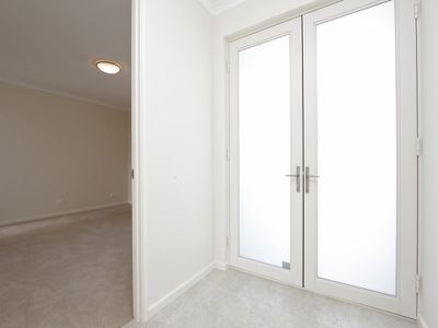 5 Grasstree Way, Churchlands