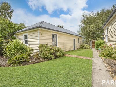 23 Pine Avenue, Newstead