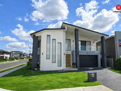 45 Rosebank Avenue, Elizabeth Hills