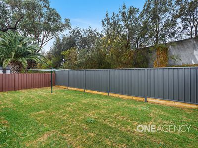 27 Kapooka Avenue, Dapto