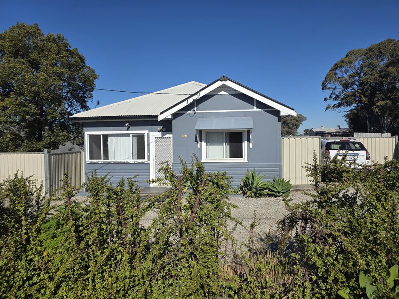 145 Orchardleigh Street, Old Guildford