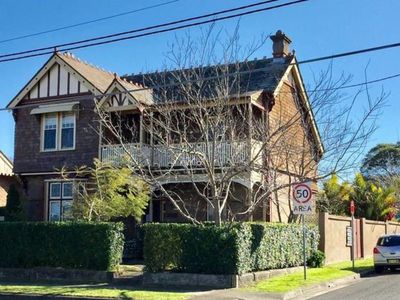 3 / 117 Forest Road, Arncliffe