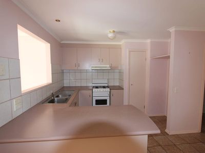 13 Stefania Mews, Whittington