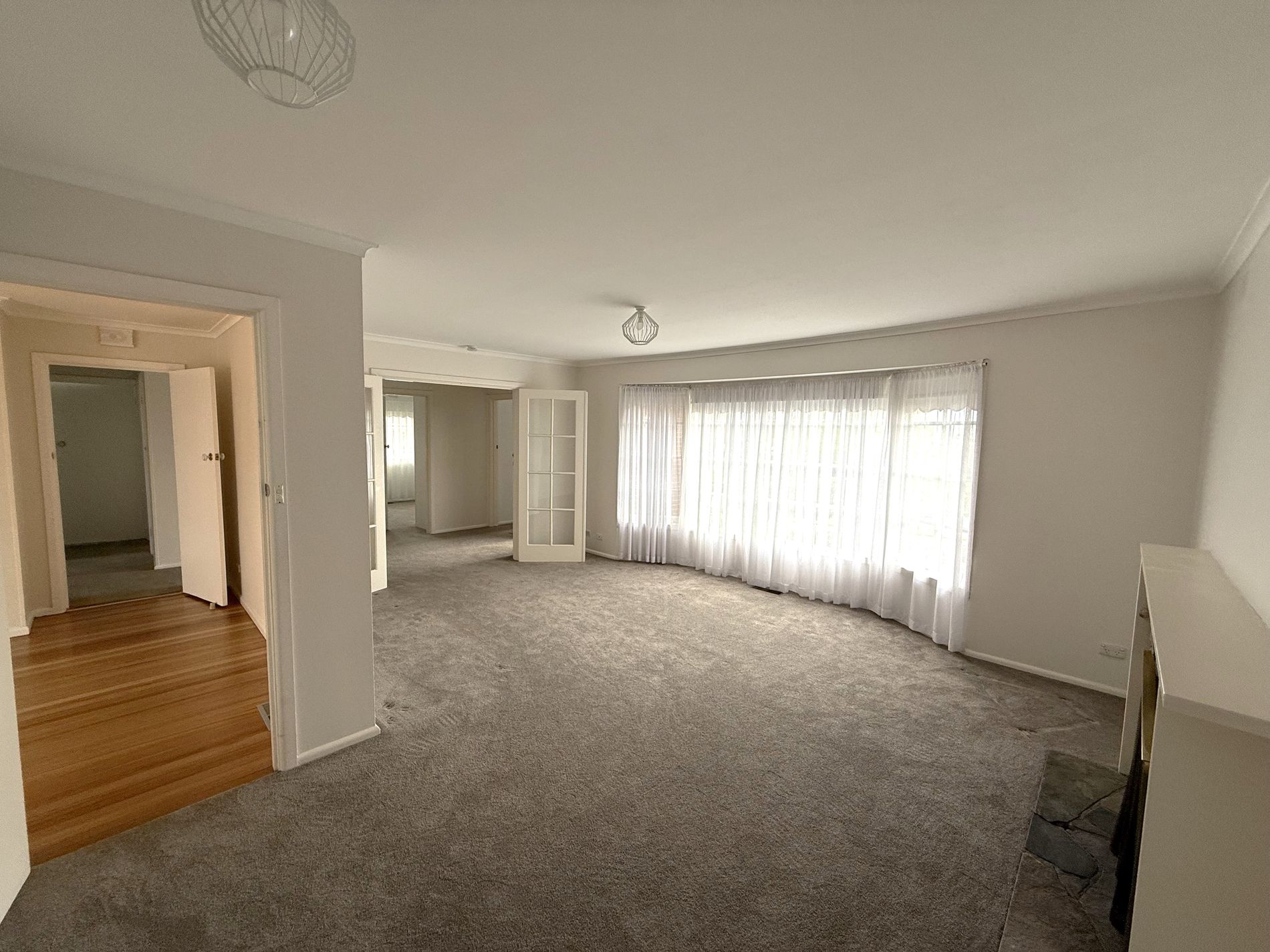 48 Nicholas Grove, Heatherton