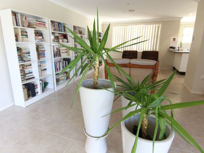 4 Friendship Key, Forster