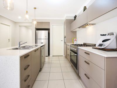 8 Stockyard Way, Thurgoona