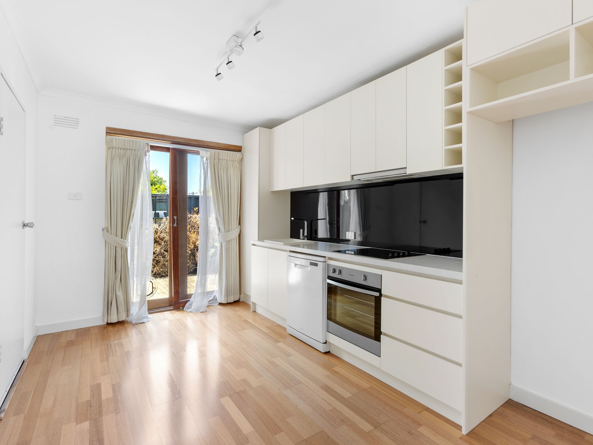 5 / 7-9 Park Crescent, Williamstown North