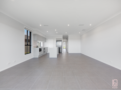 11b Shrike Way, Warnervale