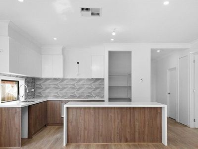 13 lightfoot way, Deanside