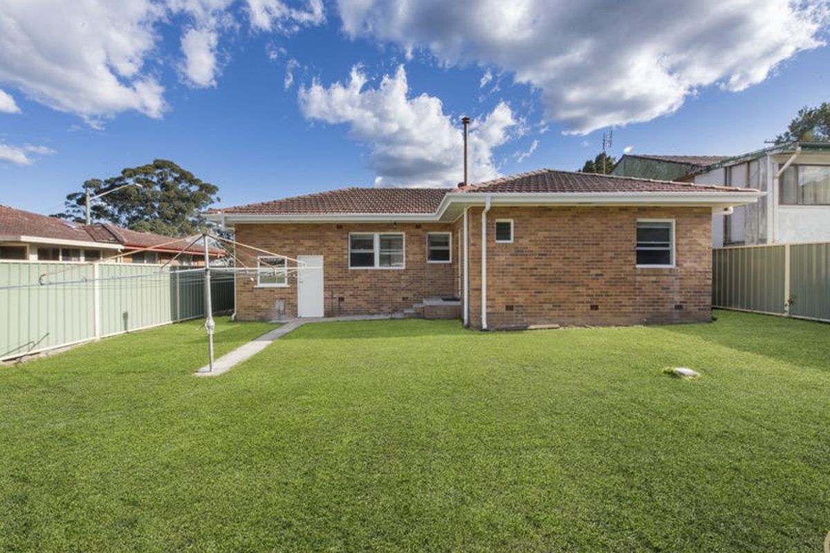 11 Henry Parry Drive, East Gosford