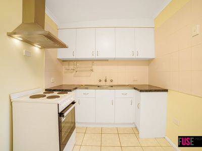 6 / 18 Gilmore Road, Queanbeyan West